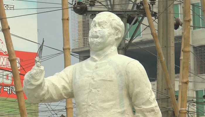 বঙ্গবন্ধুর ভাস্কর্য ভাংচুর সংবিধান লঙ্ঘনের শামিল