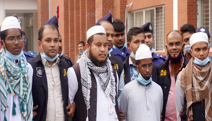 মামুনুল-ফয়জুলের বয়ান শুনেই বঙ্গবন্ধুর ভাস্কর্য ভাঙচুর: পুলিশ