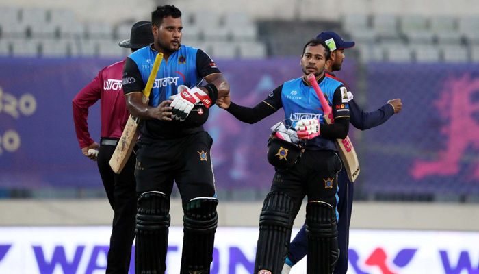 জয়ের মুখ দেখল ঢাকা