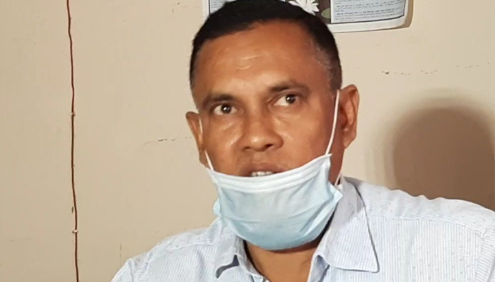 গ্রামপুলিশদের কাছ থেকে কমিশন নিলেন অফিস সহকারী!