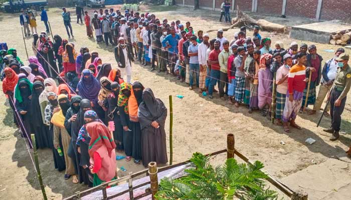 নৌকাকে হারাতে ধানের শীষের অস্তিত্ব সংকট