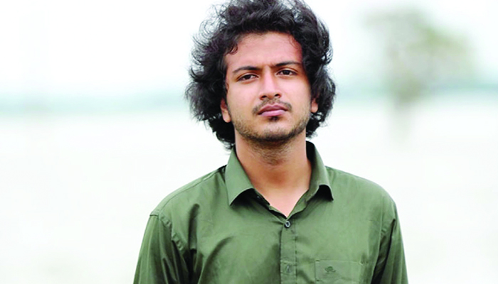 নায়ক নাকি চরিত্রাভিনেতা?