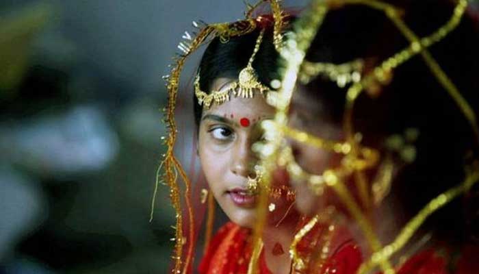 বাল্যবিয়ের আতঙ্কে পড়ে গেছে দেশের কন্যাশিশুরা