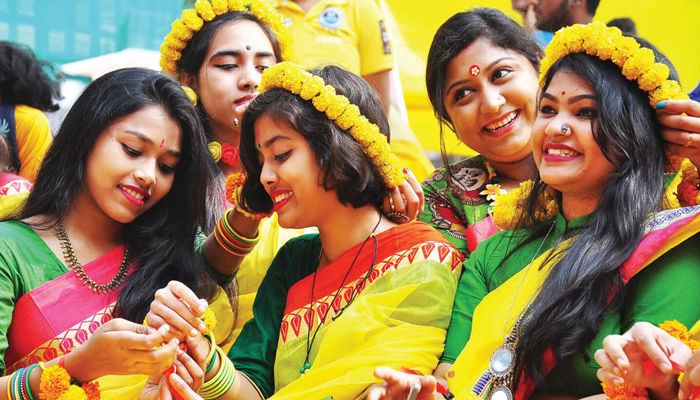 করোনা সরিয়ে দিয়ে জয় হোক ভালোবাসার