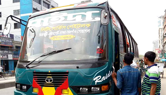 রাজধানীতে বাসচাপায় হেলপার নিহত