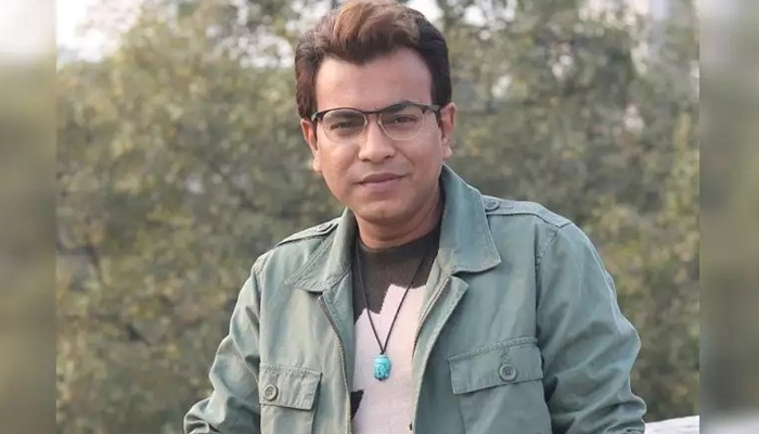 রুদ্রনীলকে টলিউডে নিষিদ্ধের দাবি
