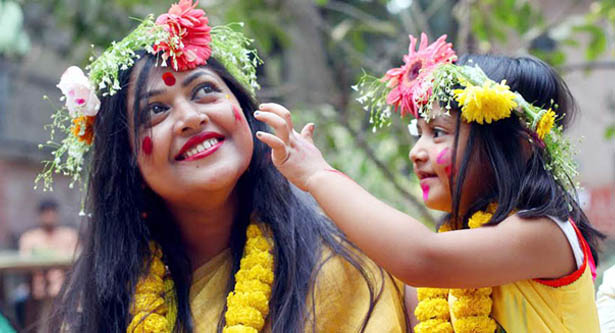 করোনা সরিয়ে দিয়ে জয় হোক ভালোবাসার