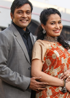 আলো আঁধারে মিলন-চৈতী