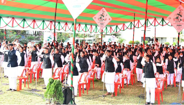 খুলনায় দেড় লাখ শিশুর কন্ঠে বঙ্গবন্ধুর ঐতিহাসিক ভাষণ