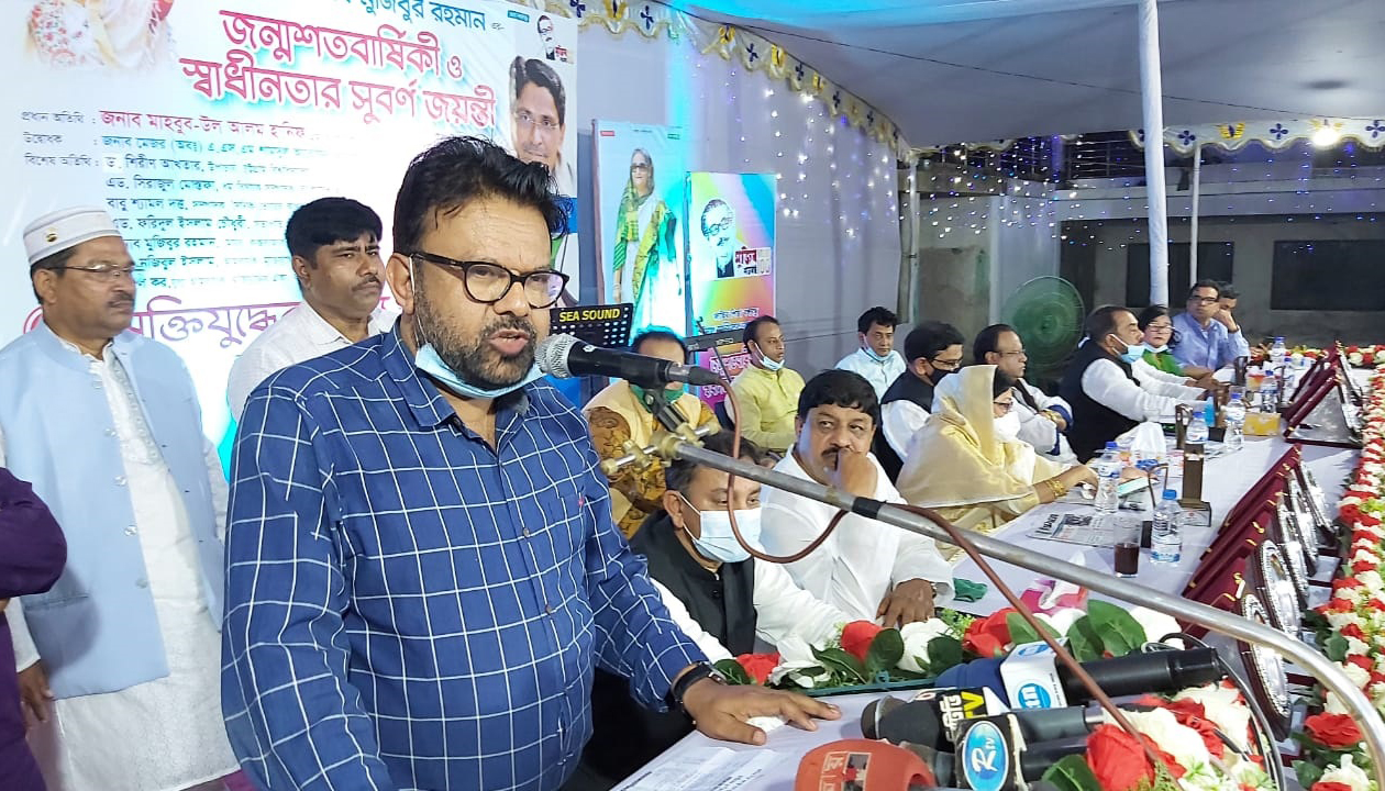 বঙ্গবন্ধুর নির্দেশেই যুদ্ধে ঝাঁপিয়ে পড়ে বাঙালি জাতি