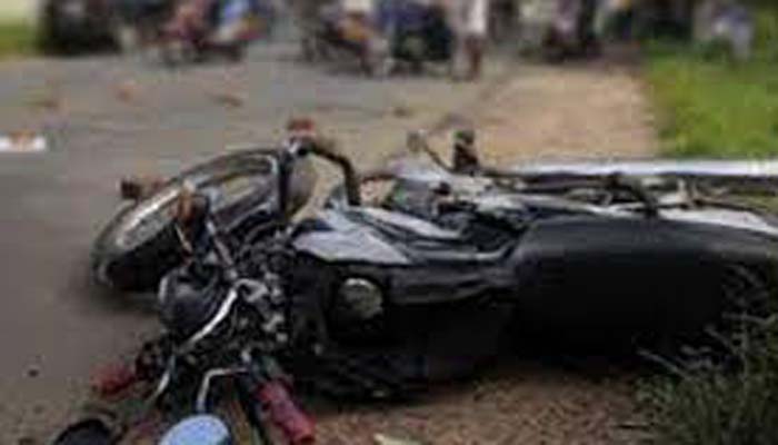 গলাচিপায় মোটর সাইকেল নিয়ন্ত্রণ হারিয়ে দুই বন্ধু নিহত