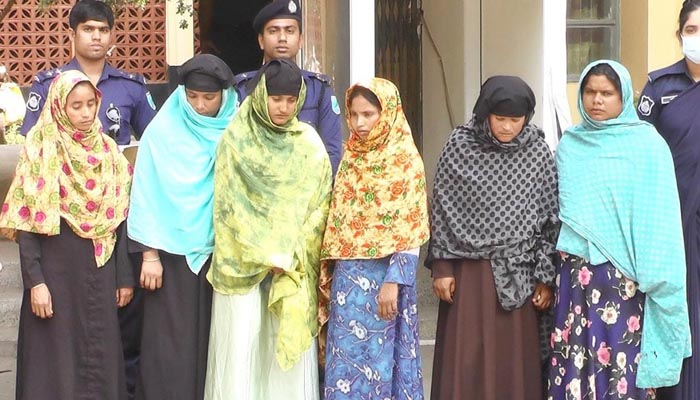 নরসিংদীতে চোর চক্রের সাত নারী সদস্য গ্রেপ্তার