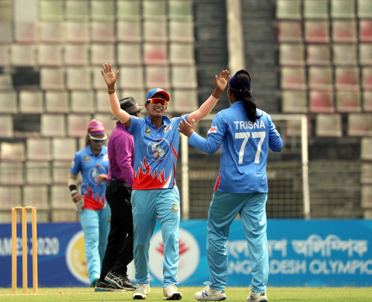 টানা দুই জয়ে ফাইনালে সালমার নীল দল