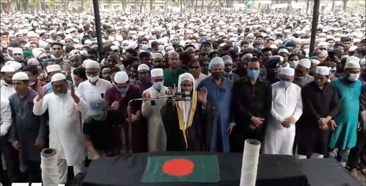 বাবা-মায়ের পাশে চিরনিদ্রায় ব্যারিস্টার মওদুদ