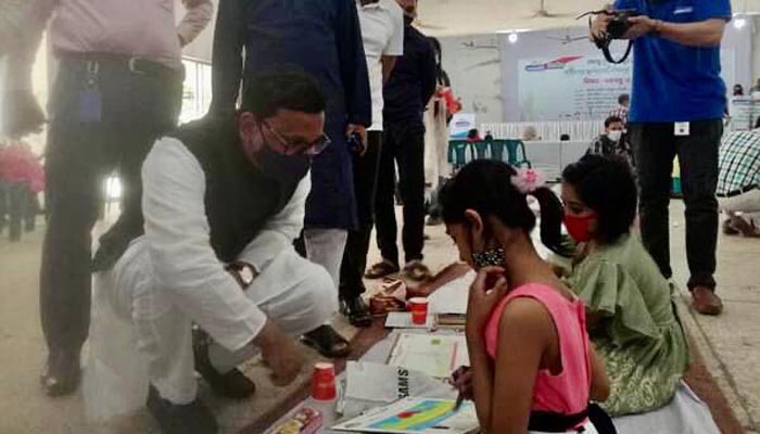 সাম্প্রদায়িকতার বিষ ছড়িয়ে ষড়যন্ত্র চলছে: নৌ প্রতিমন্ত্রী