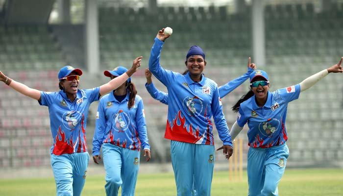 ঝড়ো গতিতে স্বর্ণ জিতল জাহানারা সালমারা