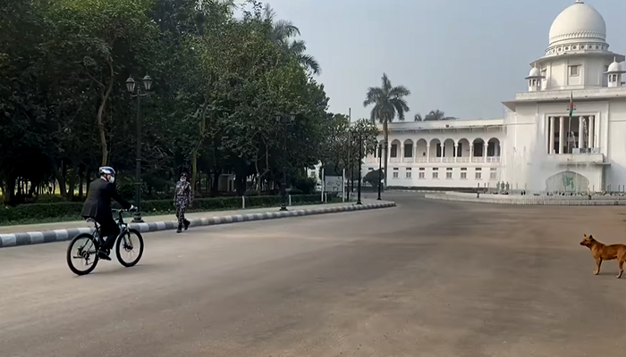 করোনা পরিস্থিতিতে আগাম জামিনের শুনানি বন্ধ : সুপ্রিম কোর্ট