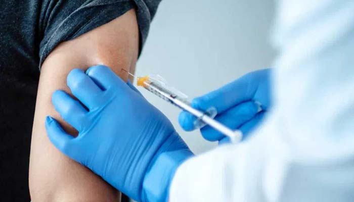 দ্বিতীয় ডোজের টিকাদান শুরু, কমলো গ্রহিতার সংখ্যা