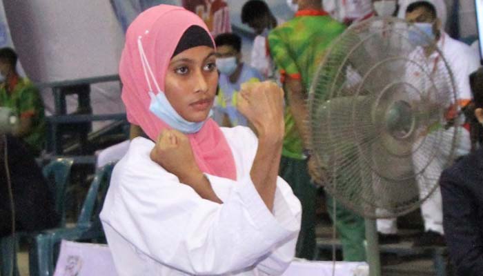 তায়কোয়ান্দোতে রুমার প্রথম স্বর্ণ