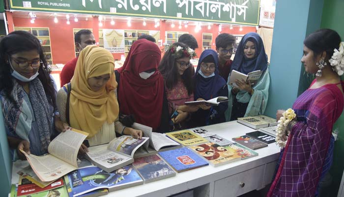 মেলায় ৫০ বই নিয়ে ভোরের কাগজ প্রকাশন