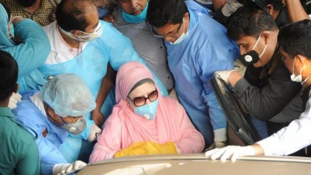 বিদেশে খালেদা জিয়ার চিকিৎসার সুপারিশ