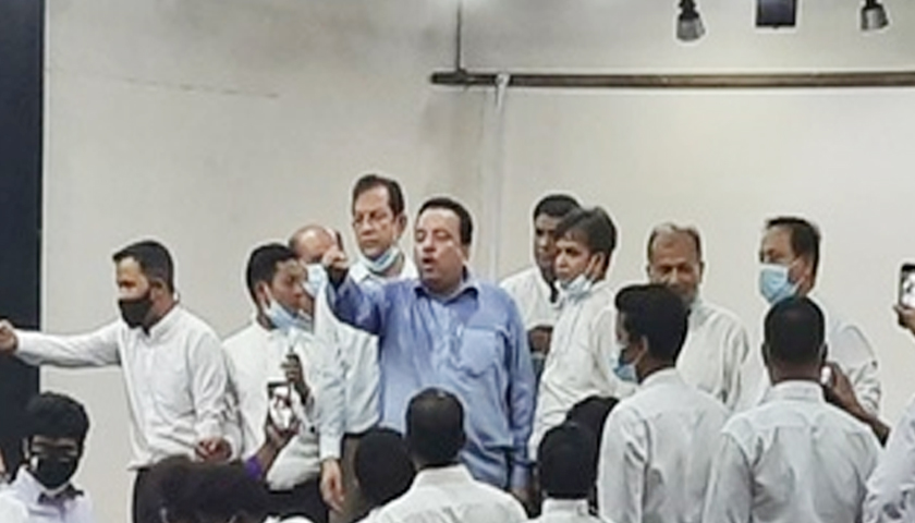 সুপ্রিম কোর্ট বারের সভায় হট্টগোল, আমিন উদ্দিন নতুন সভাপতি