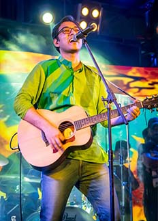 অনুপমের ‘মানুষ ভাল নেই’