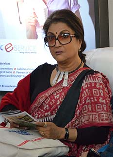 হিন্দি সিনেমা বানাচ্ছেন অপর্ণা সেন