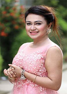 বিপাশা কবিরের হাতে পাঁচ সিনেমা