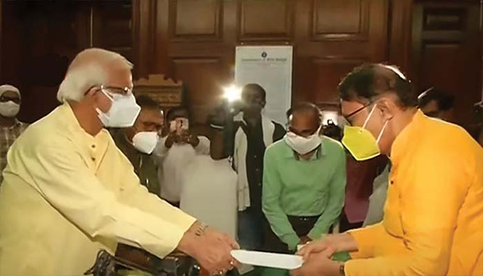 ভবানীপুর থেকে শোভনদেবের পদত্যাগ, লড়বেন মুখ্যমন্ত্রী মমতা
