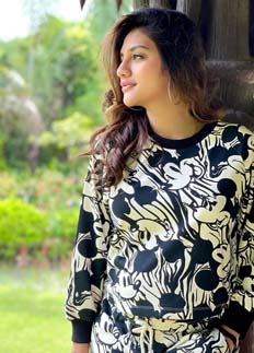 ঘরে ফিরতে চান নুসরাত