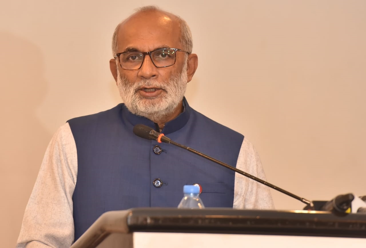 জলবায়ু পরিবর্তন মোকাবিলায় প্রস্তুতি নিতে হবে: শ ম রেজাউল