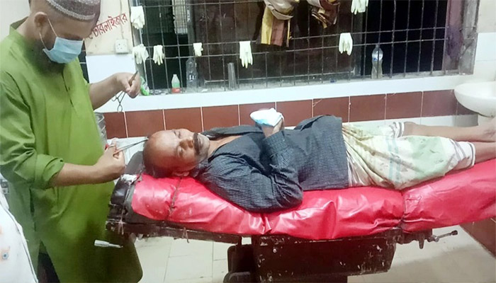 ব্রাজিল সমর্থক চাচাকে পিটিয়ে হাসপাতালে পাঠাল আর্জেন্টিনা সমর্থক