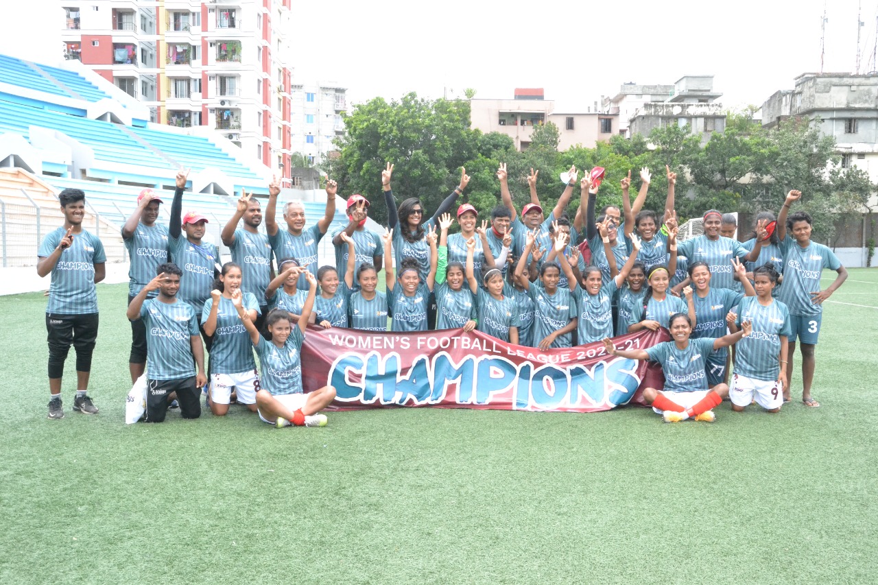 রোমাঞ্চকর ম্যাচে চ্যাম্পিয়ন বসুন্ধরা কিংসের মেয়েরা