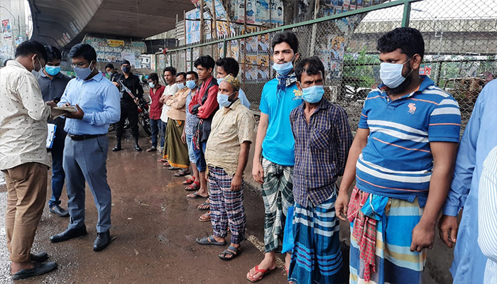 প্রথম দিনে নমনীয়তা দেখাল ভ্রাম্যমাণ আদালত