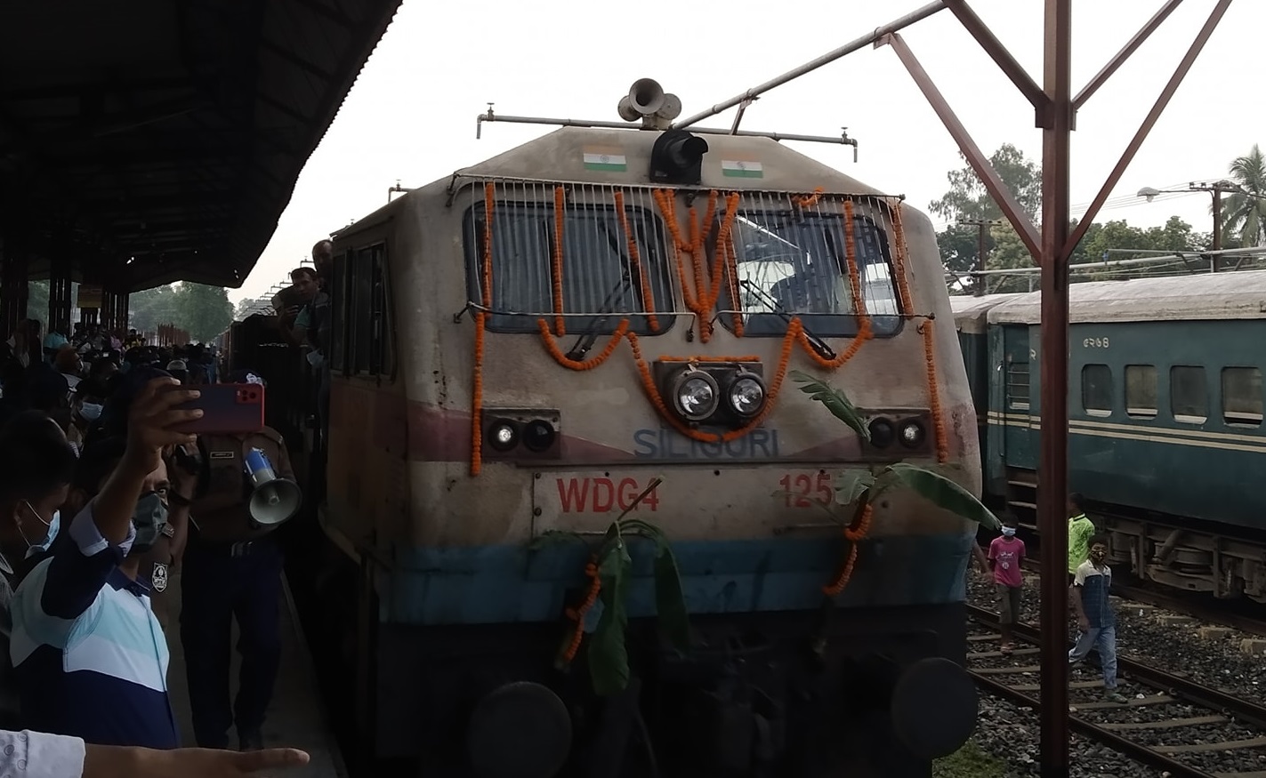 অর্ধশতাব্দি পর এবার চিলাহাটি-হলদিবাড়ি রুটে পণ্যবাহী ট্রেন চালু