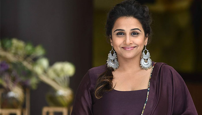ছবিতে বেশি ফর্সা বা রোগা হতে নারাজ বিদ্যা!