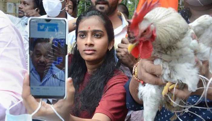 ভারতে মুখ্যমন্ত্রীকে ‘থাপ্পড়ের’ কথা বলে গ্রেপ্তার কেন্দ্রীয় মন্ত্রী