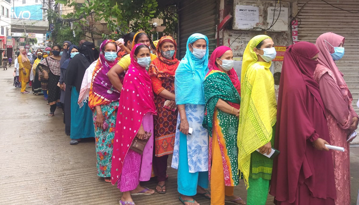 সারা দেশে গণটিকা শুরু, পাবেন ৩২ লাখ মানুষ