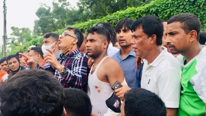 চন্দ্রিমা উদ্যানে বিএনপি-পুলিশ সংঘর্ষ, আহত অর্ধশতাধিক