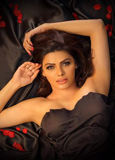 খোলামেলা ভিডিও দেখে তারিফ করেছিলেন শিল্পা: শার্লিন