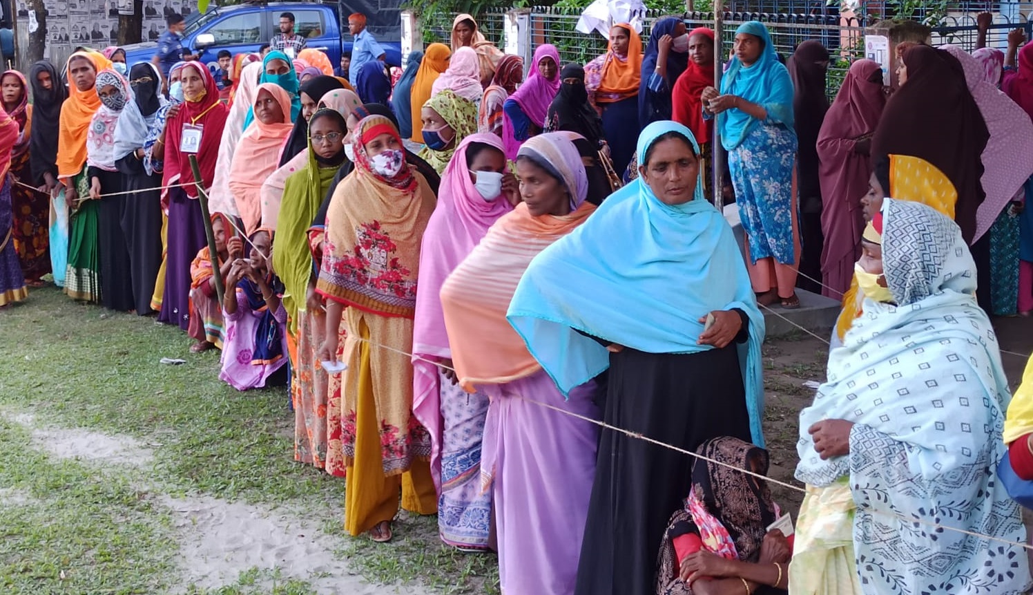 ১৬০ ইউনিয়ন পরিষদের ১৩১টিতেই জয়ী নৌকার প্রার্থী