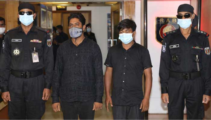 হলমার্ক কেলেঙ্কারি: মামলার পলাতক আসামিকে প্রতরণা, গ্রেপ্তার ২