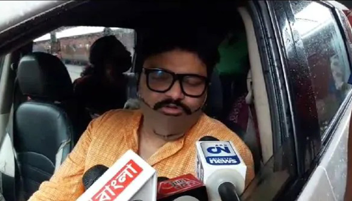 দিল্লি থেকে কলকাতায় ফিরেই বিস্ফোরক বাবুল সুপ্রিয়