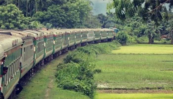 ২৩৫ জন সহকারী স্টেশন মাস্টার নেবে রেলওয়ে