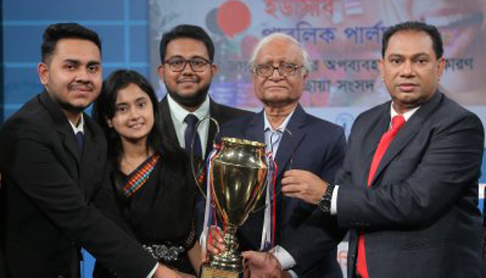 পরী মনি প্রতিবাদী বলেই লাঞ্ছিত হতে হয়েছে: সিরাজুল ইসলাম চৌধুরী