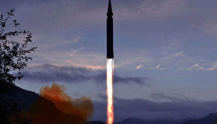 নতুন ‘হাইপারসোনিক ক্ষেপণাস্ত্র’ পরীক্ষার দাবি উত্তর কোরিয়ার