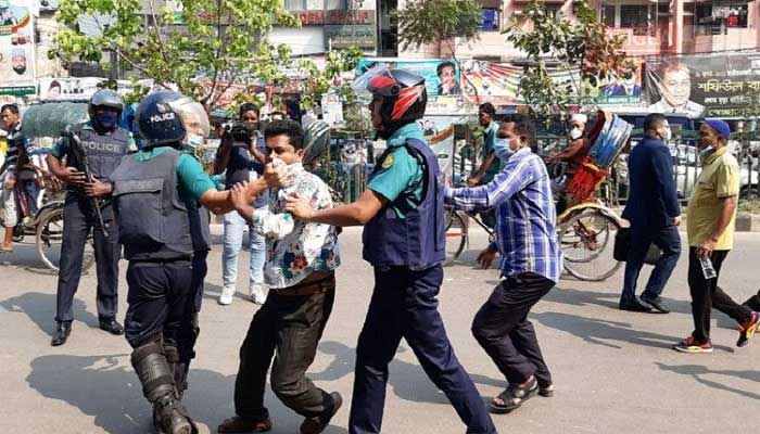 নয়াপল্টনে পুলিশের সঙ্গে সংঘর্ষ: বিএনপির ১৫ নেতাকর্মী রিমান্ডে