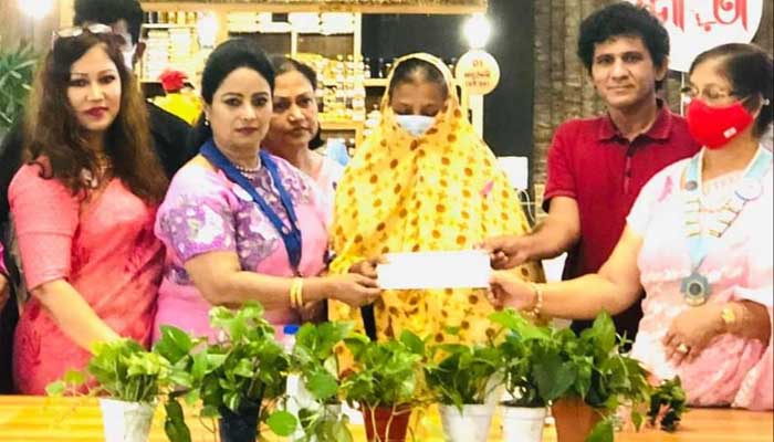 সচেতনতার মাধ্যমে স্তনক্যান্সারের ঝুঁকি মোকাবিলা সম্ভব
