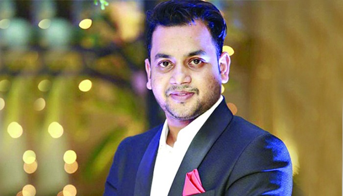 কিউকমের সিইও রিপন কারাগারে